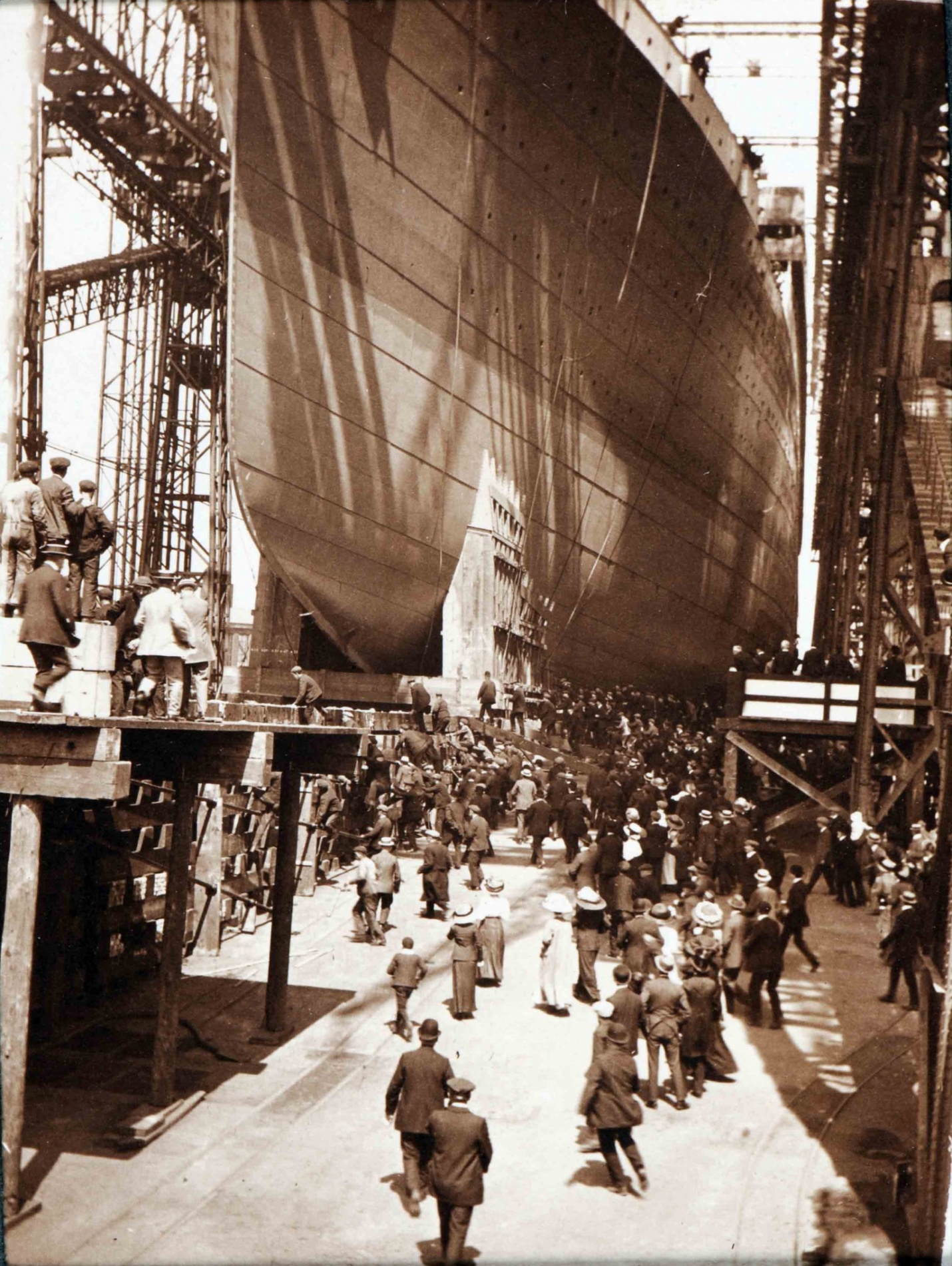 Botadura del Titanic en Belfast, las imágenes nunca vistas antes 1 Botadura Del Titanic En Belfast, Las Imágenes Nunca Vistas Antes
