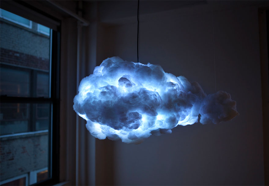 Esta lámpara nube crea una tormenta interior en tu dormitorio. ¡Esto es lo más genial que se ha inventado!