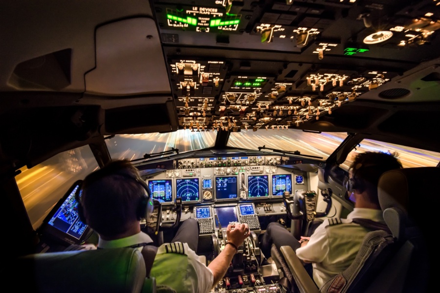 The office, Boeing 737-800