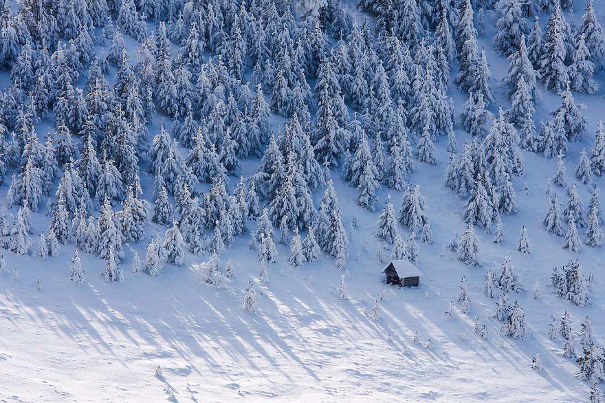 25 Casas Solitarias Perdidas En Majestuosos Paisajes Invernales. La #5 Es Maravillosa