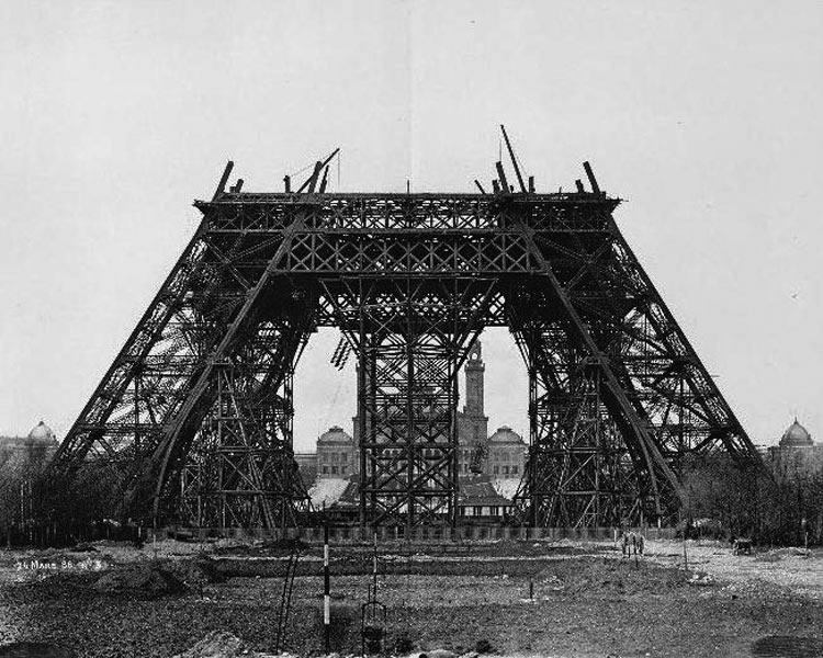 construccion-torre-eiffel-13