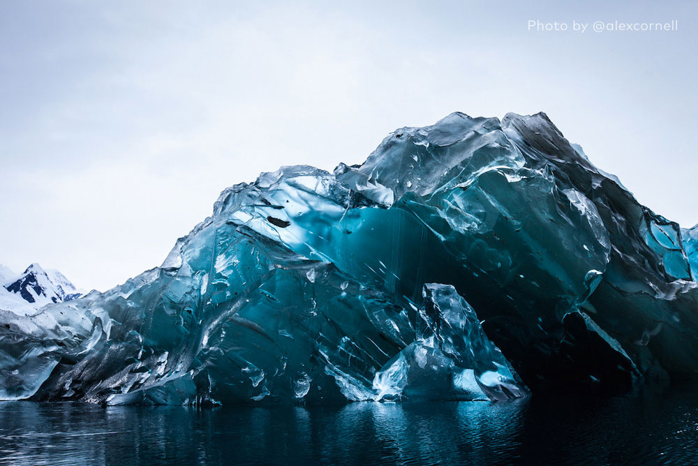 Fotografían Un Iceberg Como Nunca Se Había Visto. Algo Extremadamente Raro De Ver