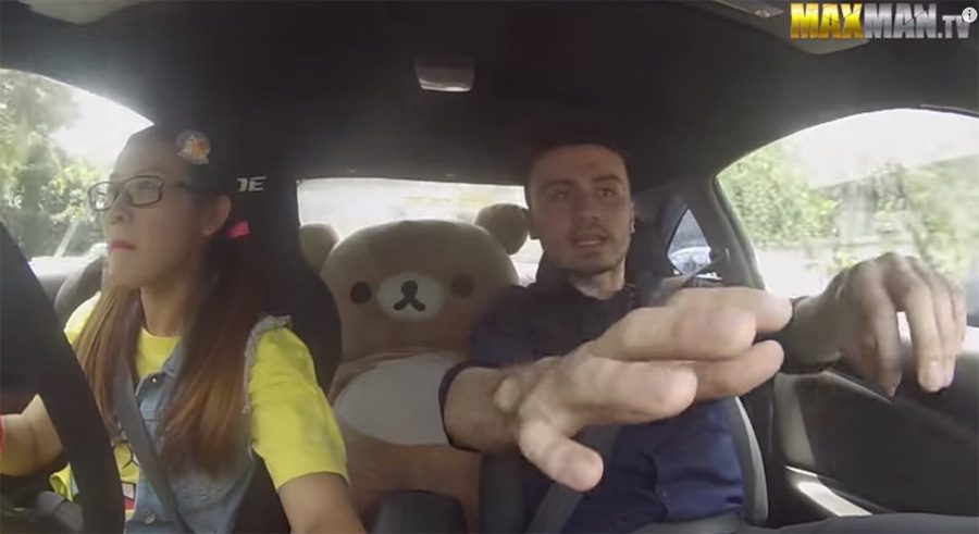 Esta chica es piloto profesional y se hace pasar por conductora novata para ver reacciones de profesores 5 Esta chica es piloto profesional y se hace pasar por conductora novata para ver reacciones de profesores