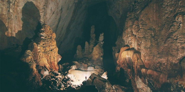 La Cueva Más Grande Del Mundo Tiene Su Propio Río, Selva Y Clima. ¡INCREÍBLES Imágenes! 20