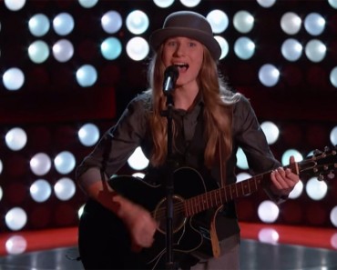 Cuando este adolescente de 15 años termina de cantar, tiene a los jueces de pie y suplicando por él 6 Cuanto este adolescente de 15 años termina de cantar, tiene a los jueces de pie y suplicando por él