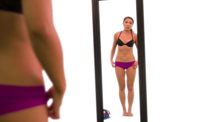 Blogger rompe el mito del 'cuerpo perfecto' con este impactante video