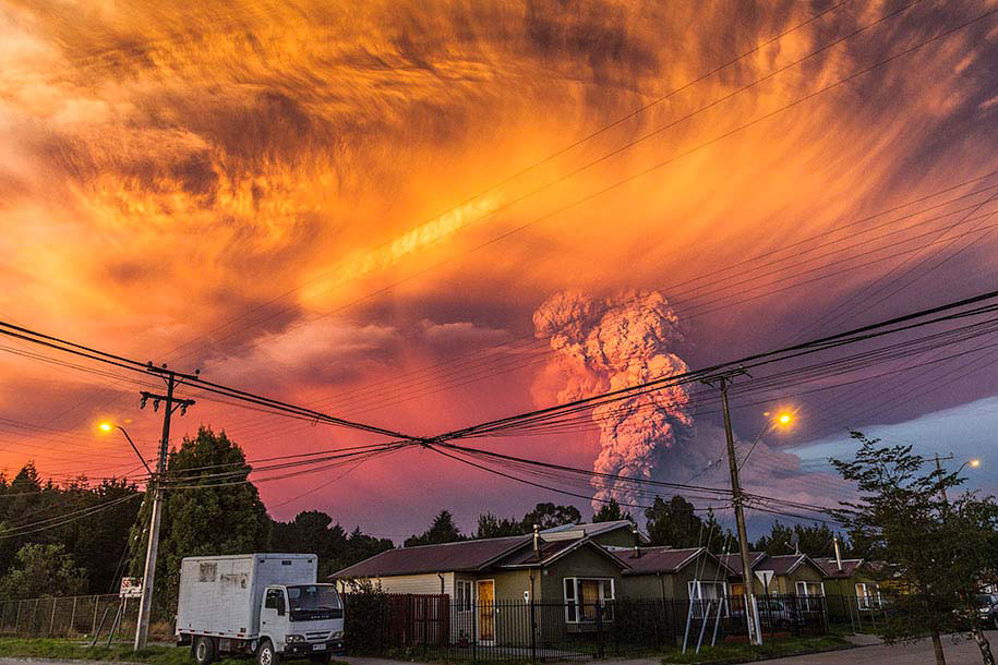 IMPRESIONANTES fotos y vídeos de la erupción del volcán Calbuco que obligó a la evacuación de 1500 personas