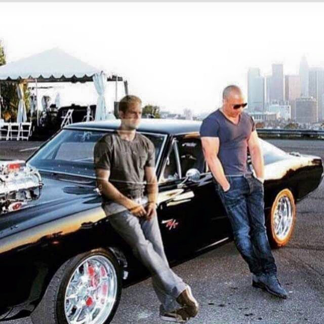 ¿Por qué esta foto del "fantasma" de Paul Walker con Vin Diesel se ha hecho viral? 1
