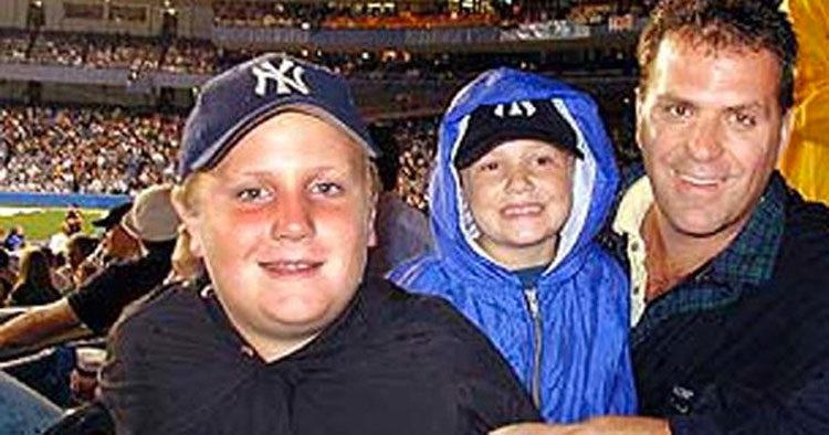 Científicos descubren finalmente lo que hay debajo de las cabezas de Isla de Pascua, y es IMPACTANTE