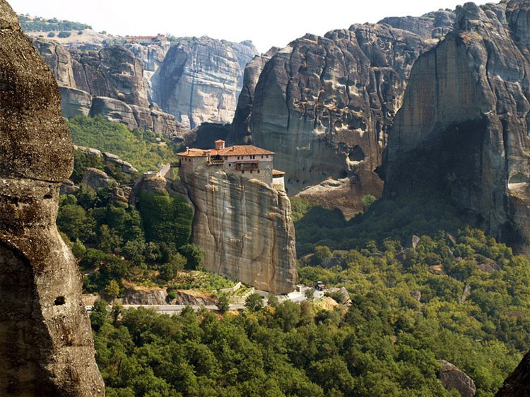 Los 5 monasterios más inaccesibles del mundo 3