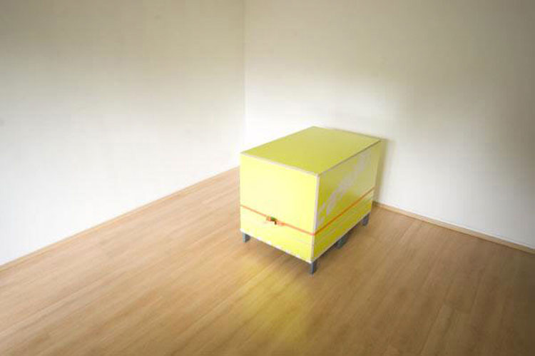 Esta sencilla caja oculta un dormitorio COMPLETO en su interior y es ALUCINANTE