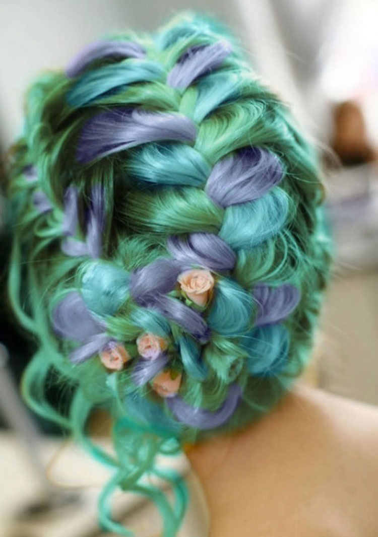 Pelo arcoíris es la nueva tendencia para este verano. ¿Te ATREVERÍAS con este look?