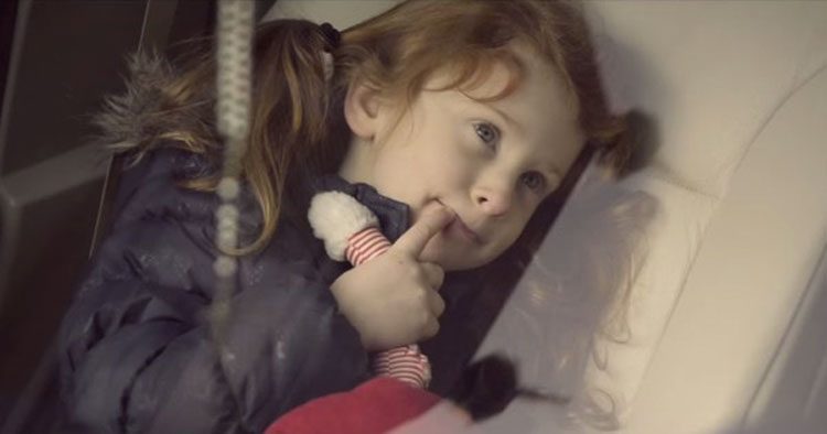 Parecen la familia perfecta, pero simplemente véalo hasta el final. Me DUELE EL CORAZÓN