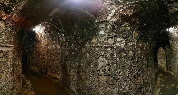 En 1835, un labrador en Inglaterra hizo este EXTRAÑO y misterioso descubrimiento subterráneo