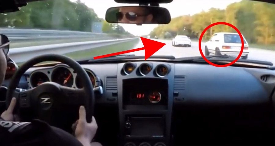 Dos superdeportivos compiten en plena carretera, de repente aparece un INTRUSO y sucede ÉSTO