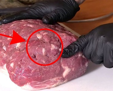 Éste hombre expone la sorprendente VERDAD acerca del "pegamento para carne". ¡No tenía ni idea!