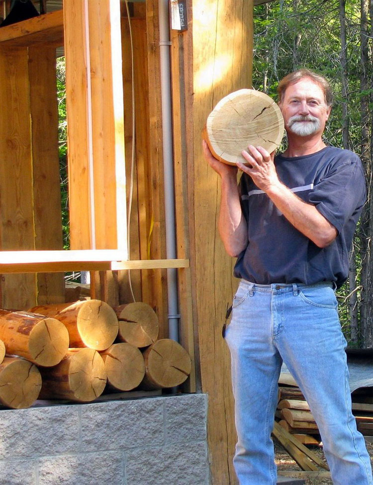 Querían convertir su casa en algo épico, así que recogieron troncos de árbol e hicieron ESTO