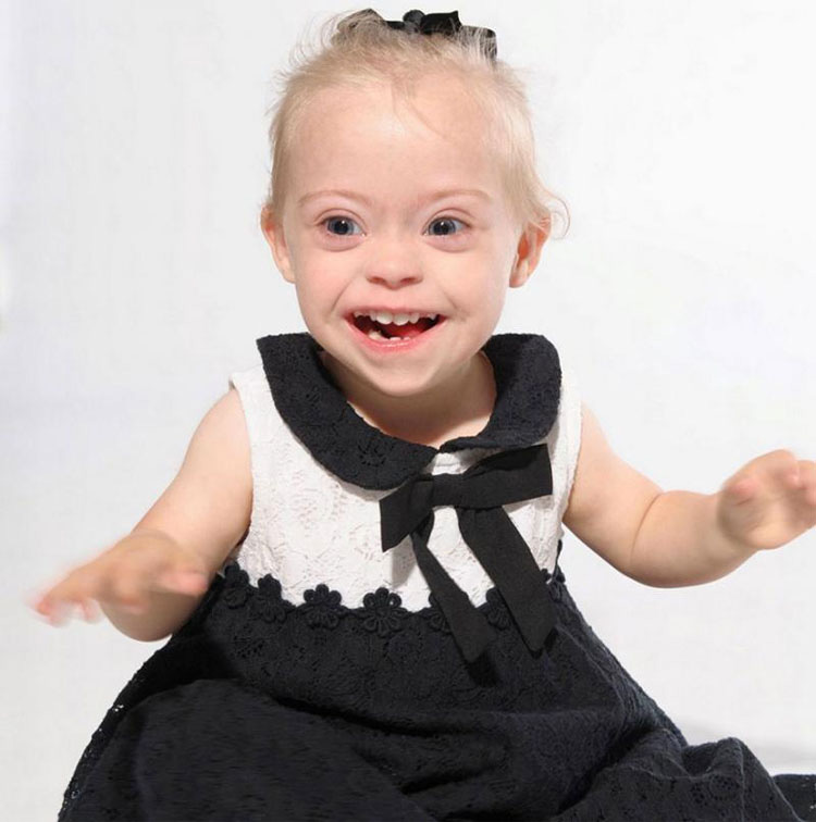 Niña con síndrome de Down gana dos contratos de modelo gracias a su sonrisa. ¡ES PRECIOSA! 5 Niña con síndrome de Down gana dos contratos de modelo gracias a su sonrisa. ¡ES PRECIOSA!