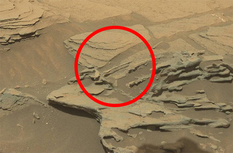 7 de las cosas más espeluznantes y bizarras vistas en Marte