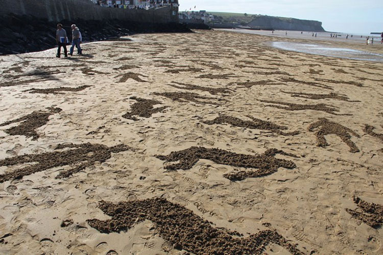 Lo que estas personas han creado en esta playa es increíble. Cuando te alejas, verás por qué