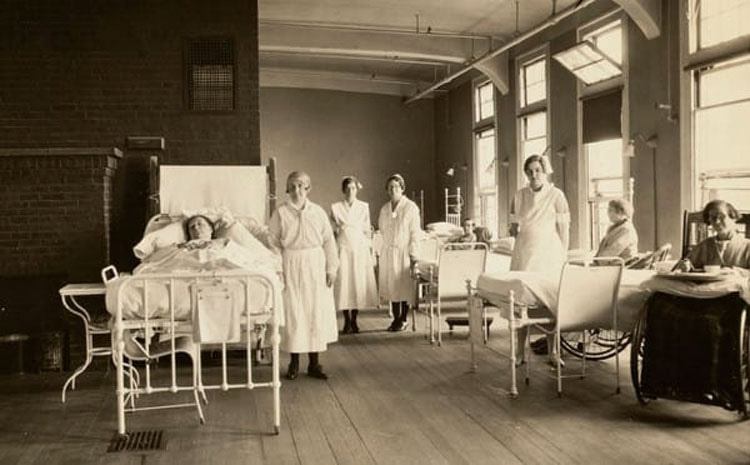 Las 9 reglas que las enfermeras de 1887 tenían que seguir. Algunas son realmente fascinantes