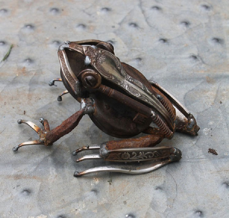 Este artista transforma la chatarra en asombrosas esculturas de animales