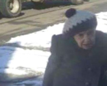 Esta foto ha recibido más de 1.000.000 de "me gusta" en Facebook. ¿La razón? Mira su mano izquierda 5 Esta foto ha recibido más de 1.000.000 de "me gusta" en Facebook. ¿La razón? Mira su mano izquierda