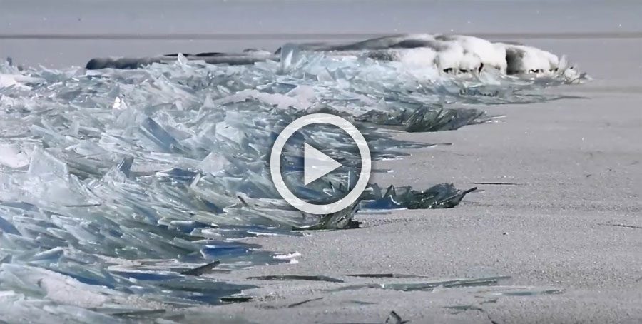 Mira como la superficie congelada del lago Superior se rompe sin fín. Un fenómeno MUY EXTRAÑO