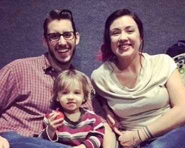 Este tipo dice que "no se puede permitir" a su esposa. La razón es verdaderamente conmovedora 2 Este tipo dice que "no se puede permitir" a su esposa. La razón es verdaderamente conmovedora