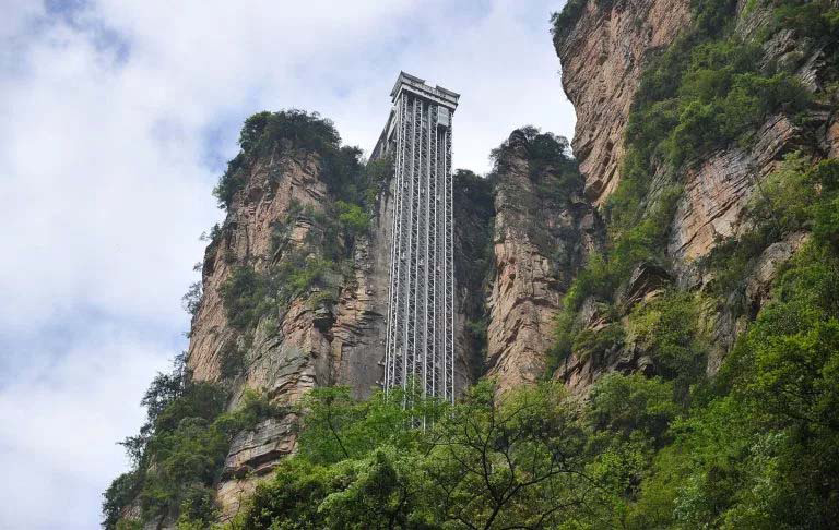 ¿Montarías en el ascensor al aire libre más alto del mundo? Atención a la imagen #3