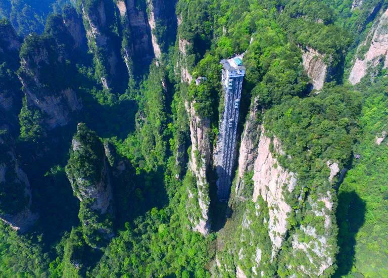 ¿Montarías en el ascensor al aire libre más alto del mundo? Atención a la imagen #3