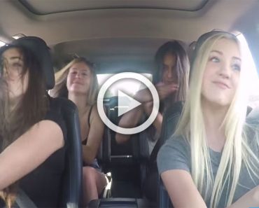 4 chicas cantan mientras conducen, hasta que suena el teléfono y sucede algo DESGARRADOR