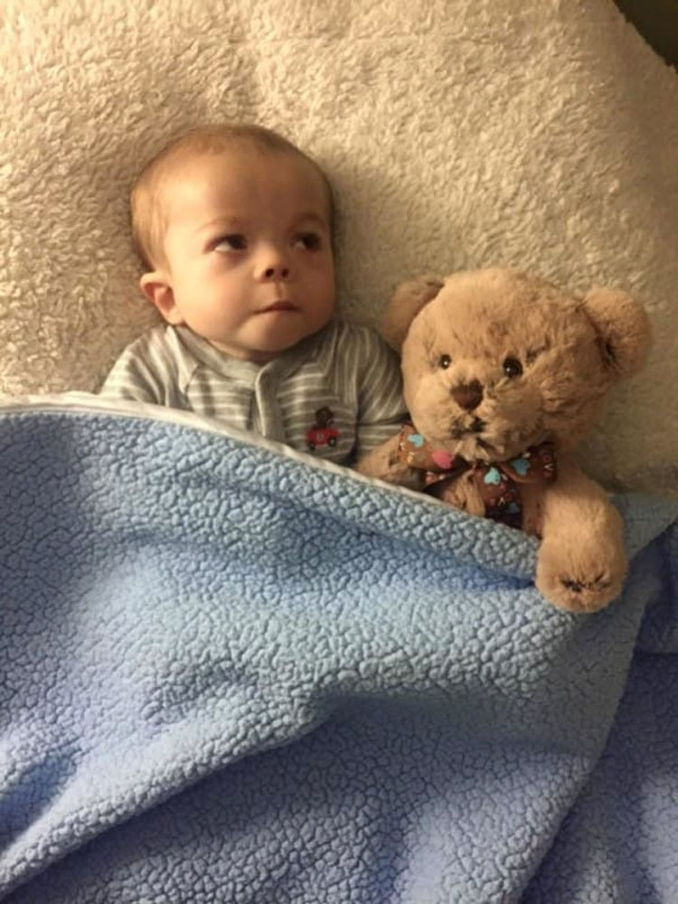 Los médicos vieron algo extraño en su bebé... ¡2 años después no lo pueden creer!