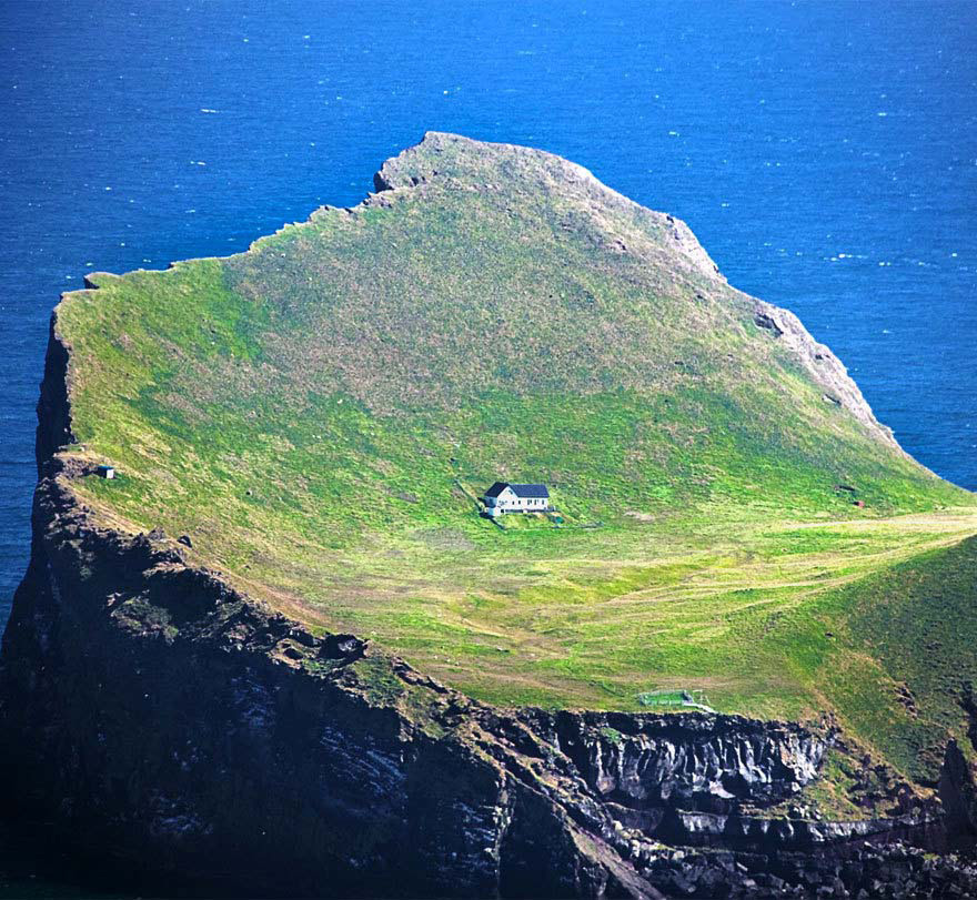 En esta pequeña isla se encuentra una de las casas más aisladas y misteriosas del mundo