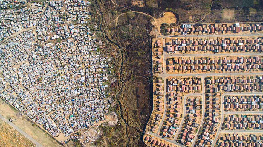 La enorme brecha entre ricos y pobres, capturada por drones... ¡Absolutamente terrible!