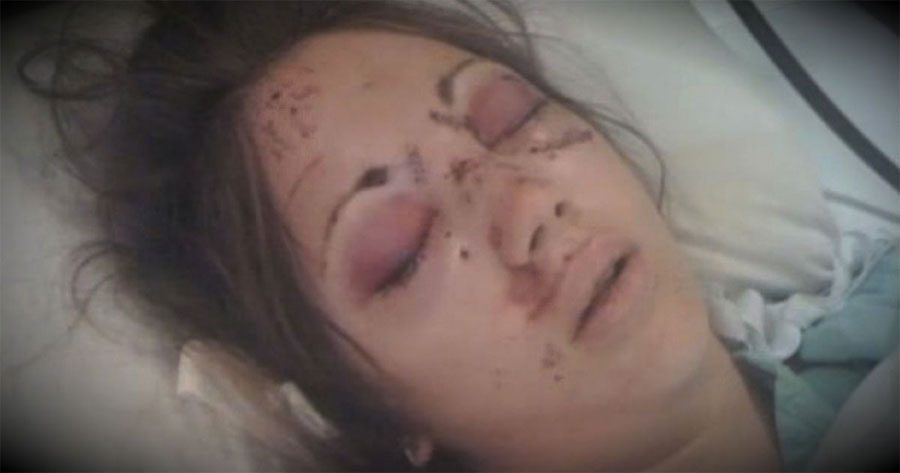 Hizo una cosa cuando entró en el coche. Ahora está tratando de advertir a los demás del peligro 6 Hizo una cosa cuando entró en el coche. Ahora está tratando de advertir a los demás del peligro