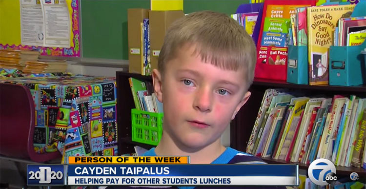 Este niño de ocho años con un 'Corazón de Oro' ayuda a pagar la deuda del almuerzo de los estudiantes