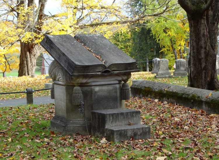 15 llamativas lápidas que llevan el humor y la belleza a la muerte 13 15 llamativas lápidas que llevan el humor y la belleza a la muerte