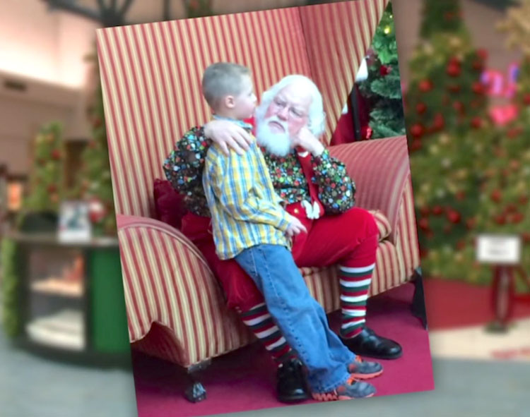 Niño autista confiesa un secreto oscuro, Santa lo agarra y le dice 5 palabras