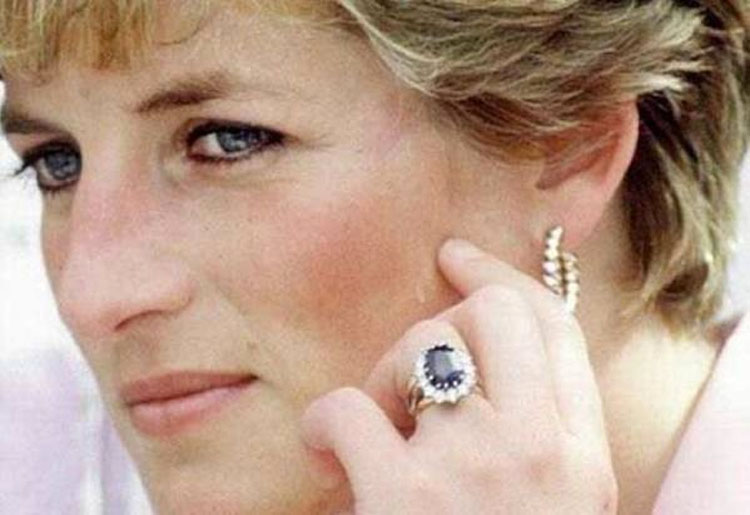 En 2017 será el 20 aniversario de la muerte de la princesa Diana. Este es el aspecto que tendría hoy