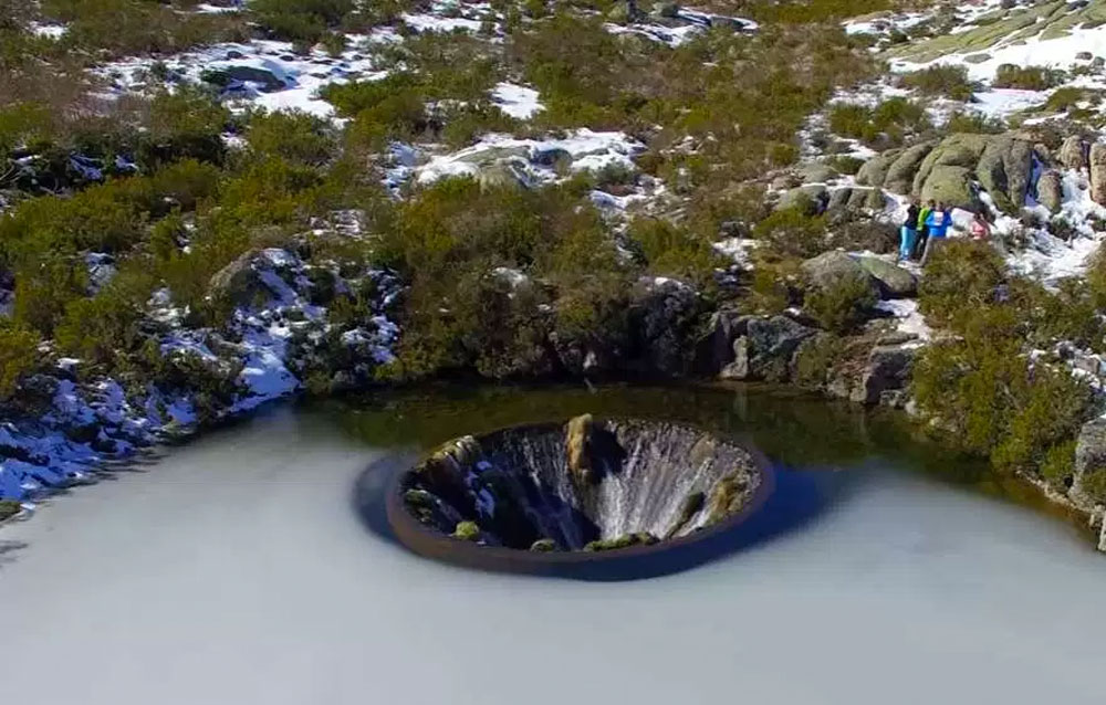 El misterioso "tesoro" escondido en las montañas de Portugal que se ha hecho viral