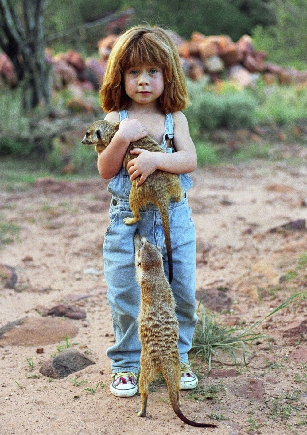 El Mowgli REAL de 'el libro de la selva' vivía en la selva de África y sus fotos son imposibles