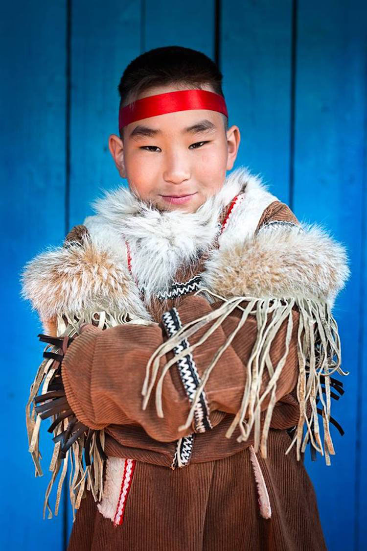 La fotos de este viajero capturan la hermosa diversidad de culturas remotas alrededor del mundo