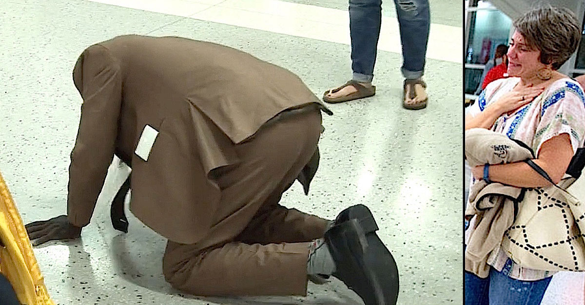 Un hombre se derrumba en el aeropuerto, entonces se dan cuenta de que lo están esperando