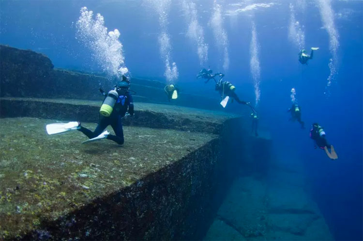 Nadie sabe cómo estas ruinas submarinas conocidas como la "Atlántida de Japón" llegaron allí