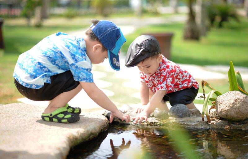 4 tipos de frases que influirán positivamente a un niño para siempre